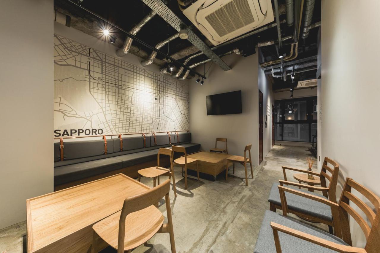 Helio Hostel Sapporo Buitenkant foto