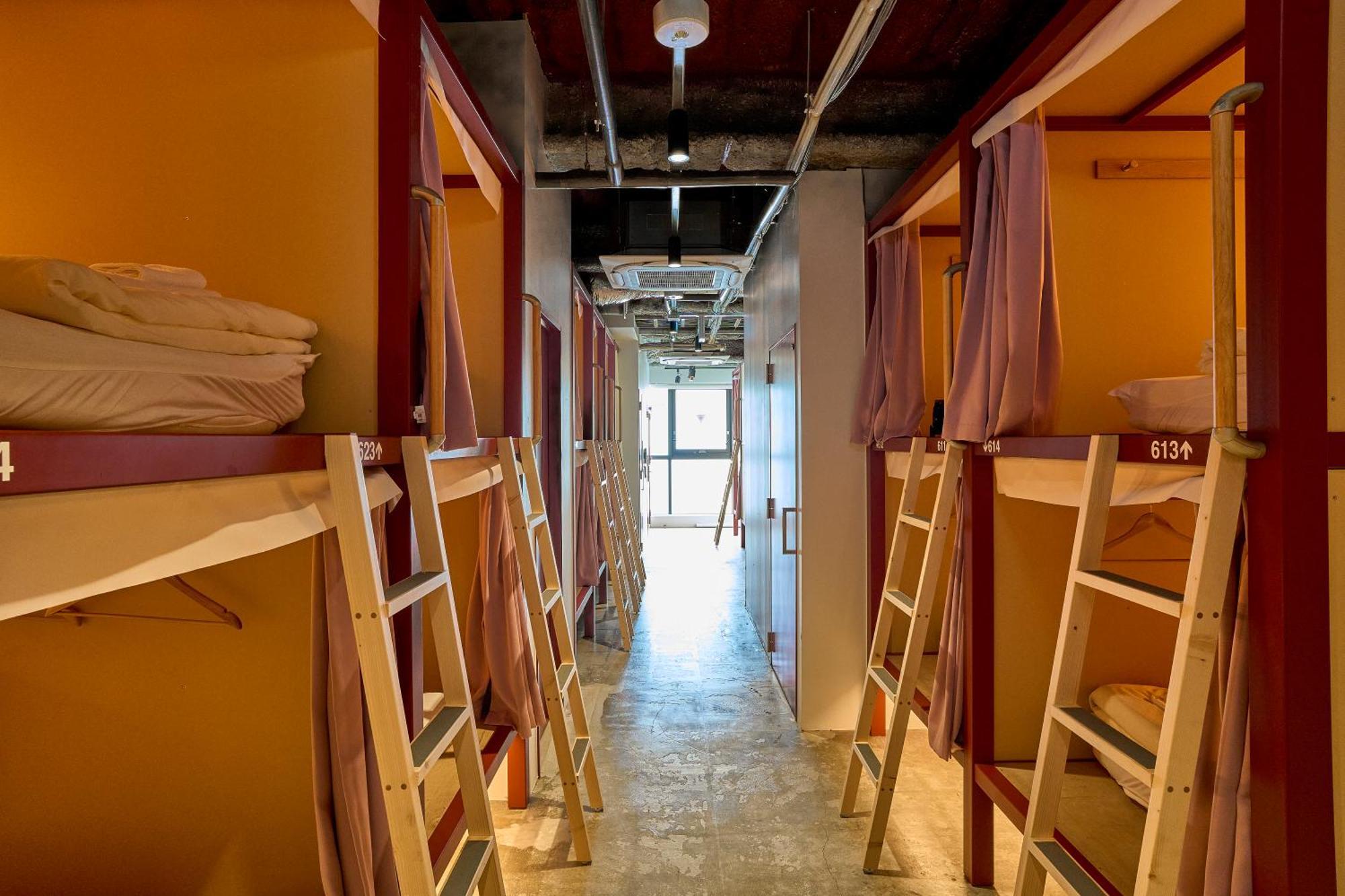 Helio Hostel Sapporo Buitenkant foto